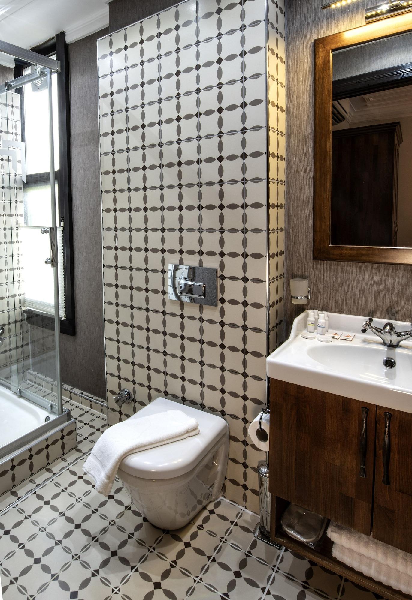 Mezzo Hotel Istanbul Ngoại thất bức ảnh