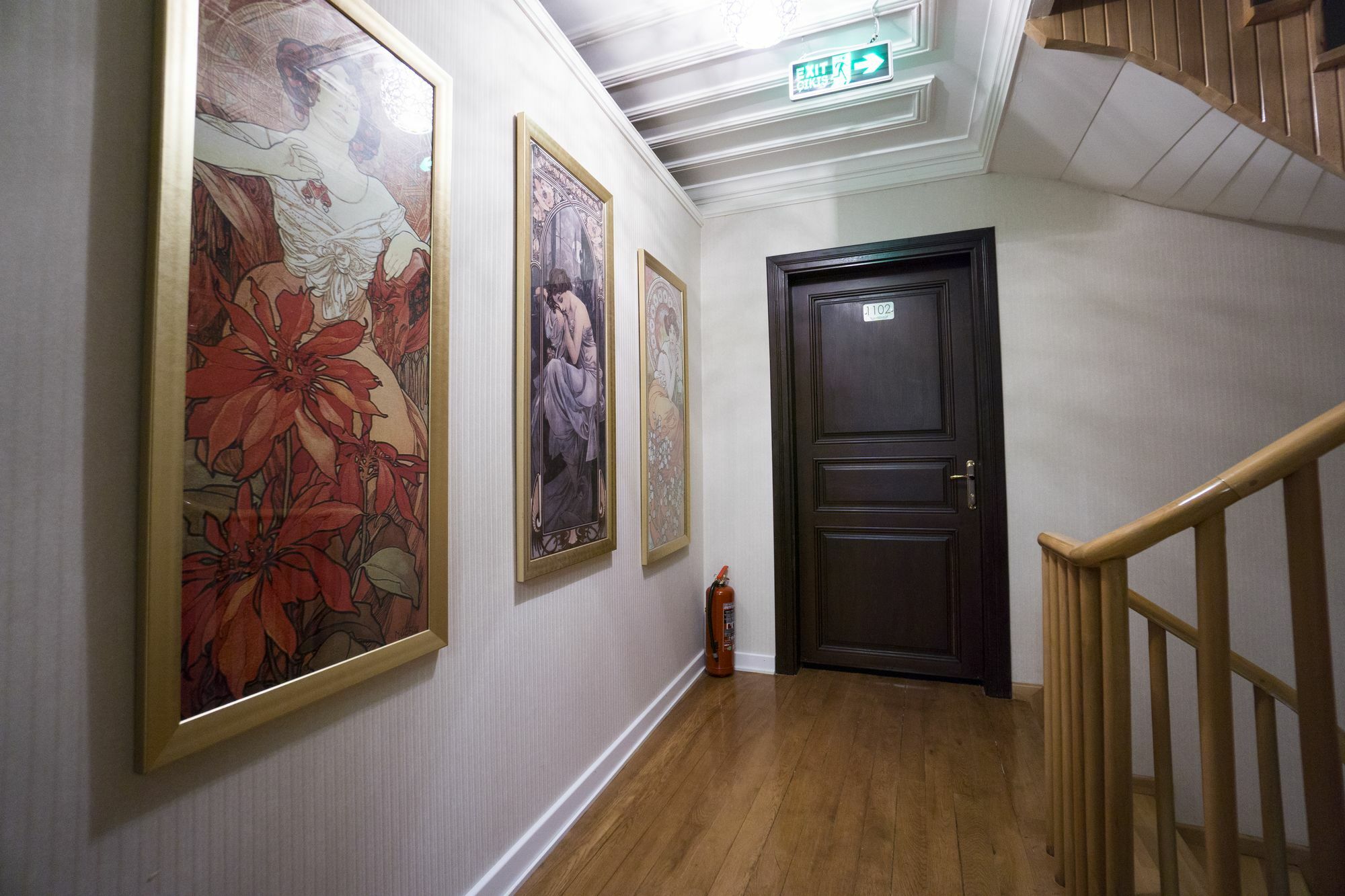 Mezzo Hotel Istanbul Ngoại thất bức ảnh